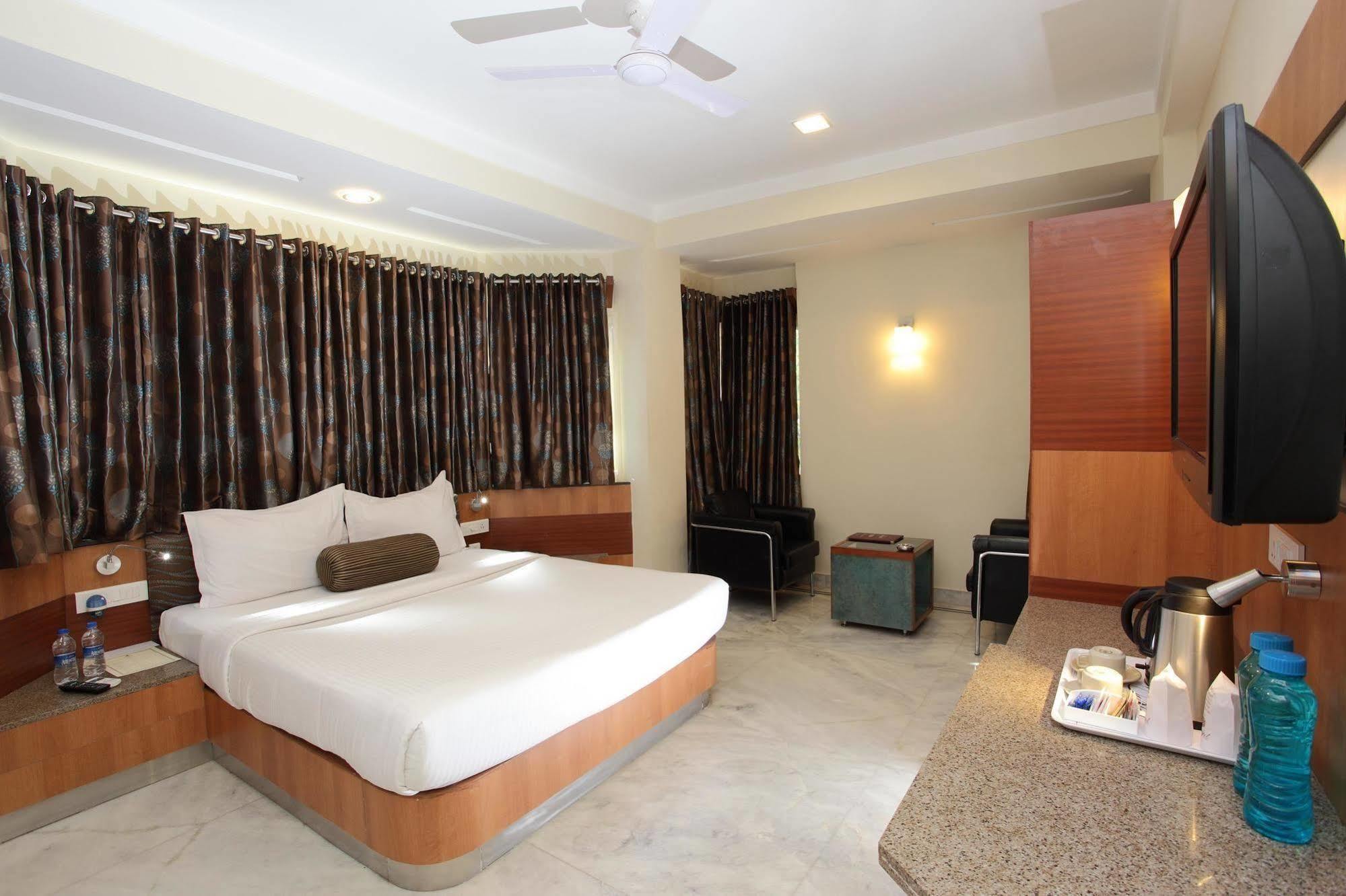 Hotel Dayal Udaipur Exterior foto