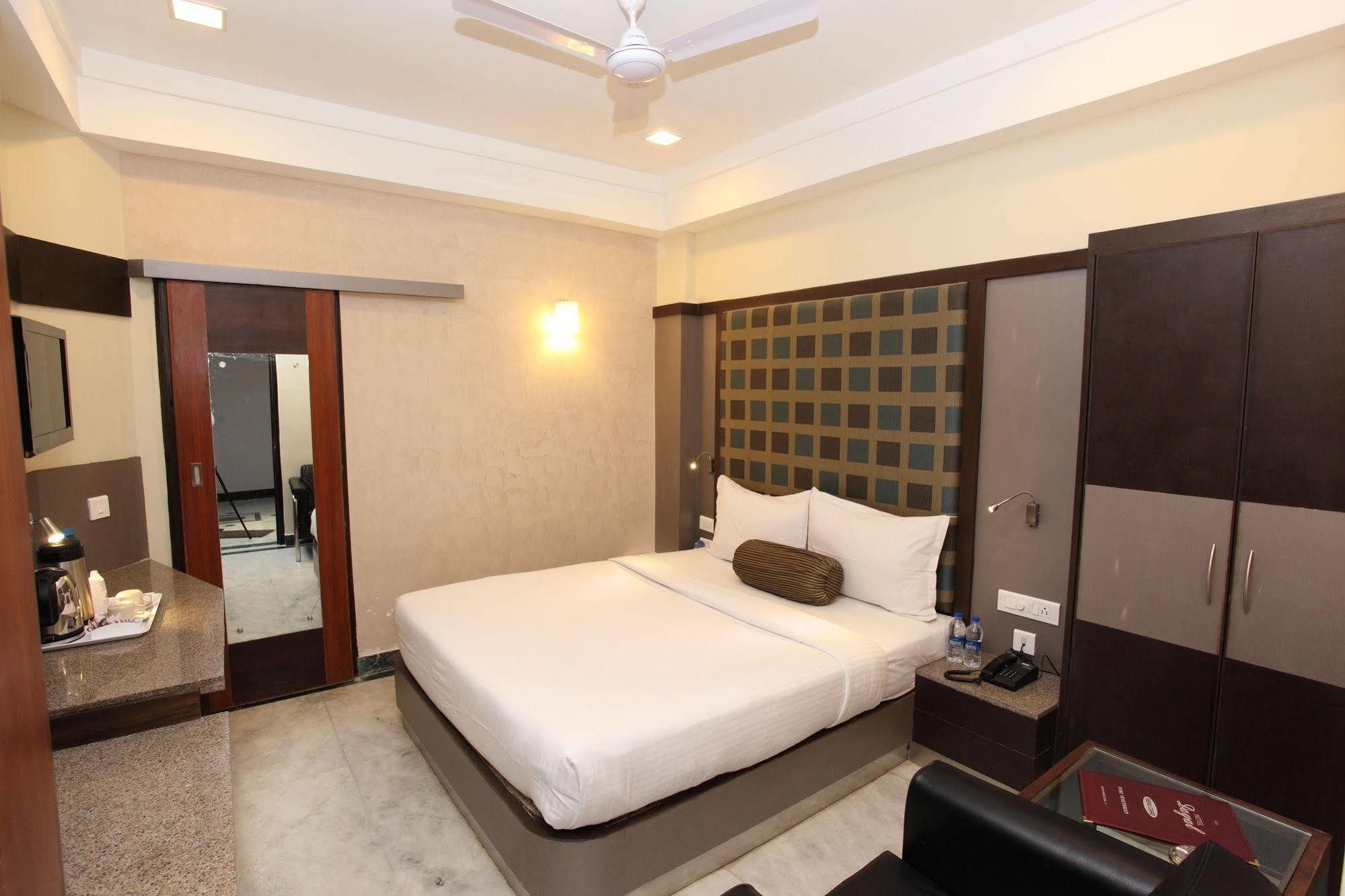 Hotel Dayal Udaipur Exterior foto